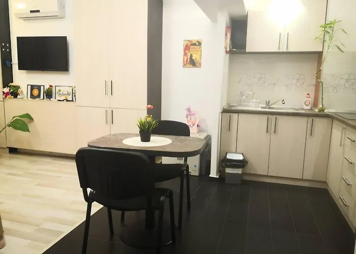 Unirii Center 2km *