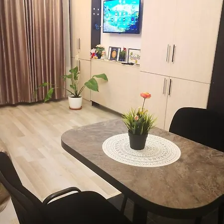 Unirii Center 2km * Bucureşti